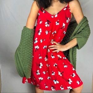 🌻 SO Red floral dress